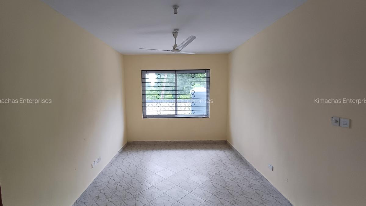 2 Bed Apartment with En Suite at Mtwapa Town - 15