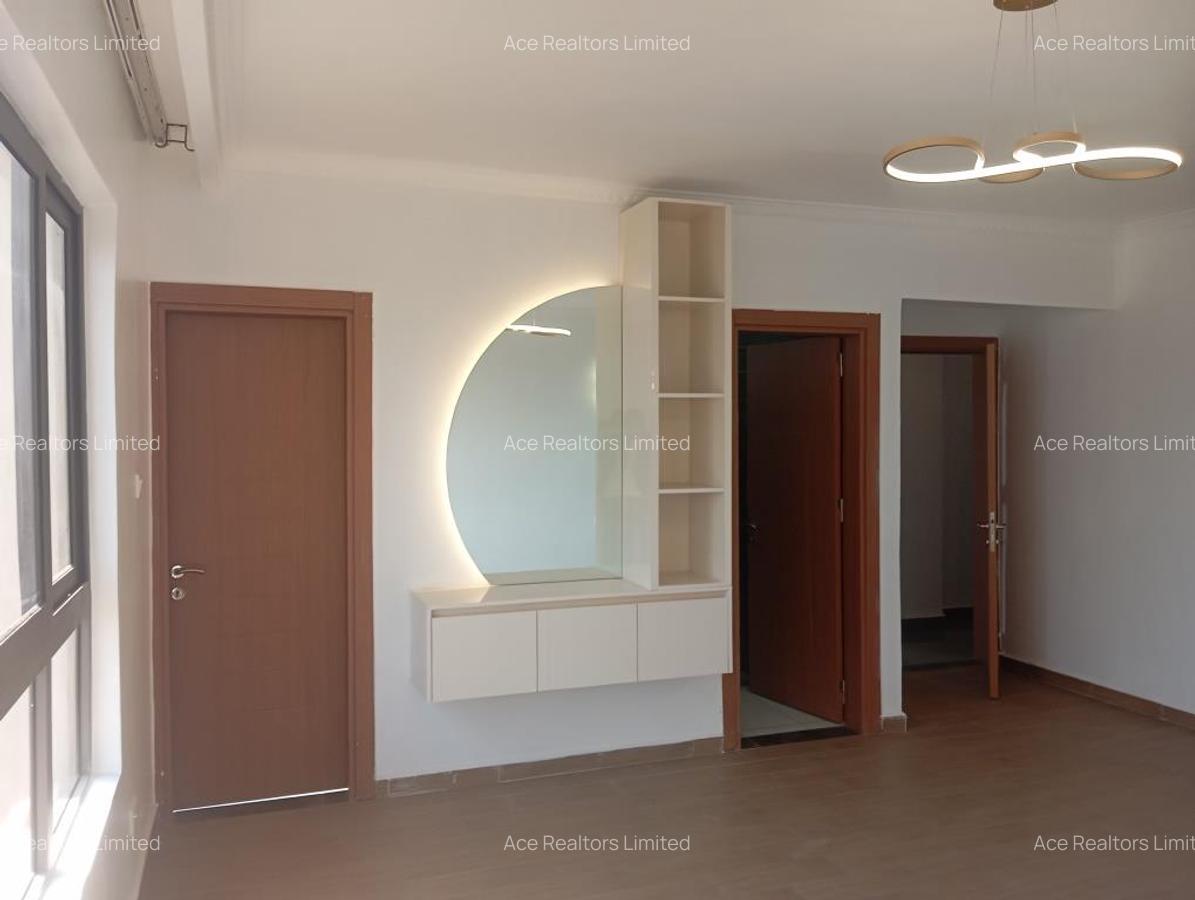 3 Bed Apartment with En Suite at Rose Avenue - 14