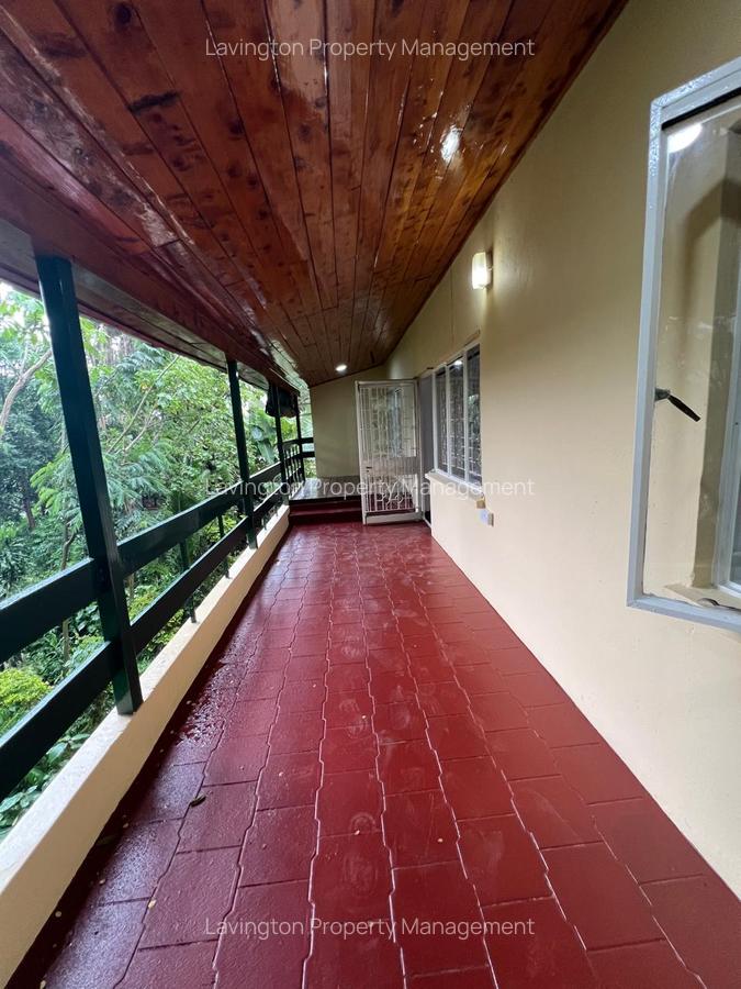 4 Bed House with En Suite at Lavington Green - 20