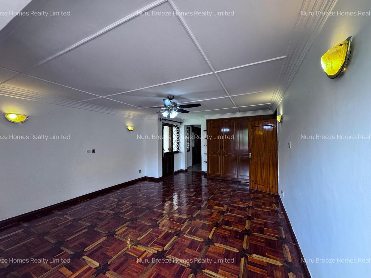 4 Bed House with En Suite in Runda - 5