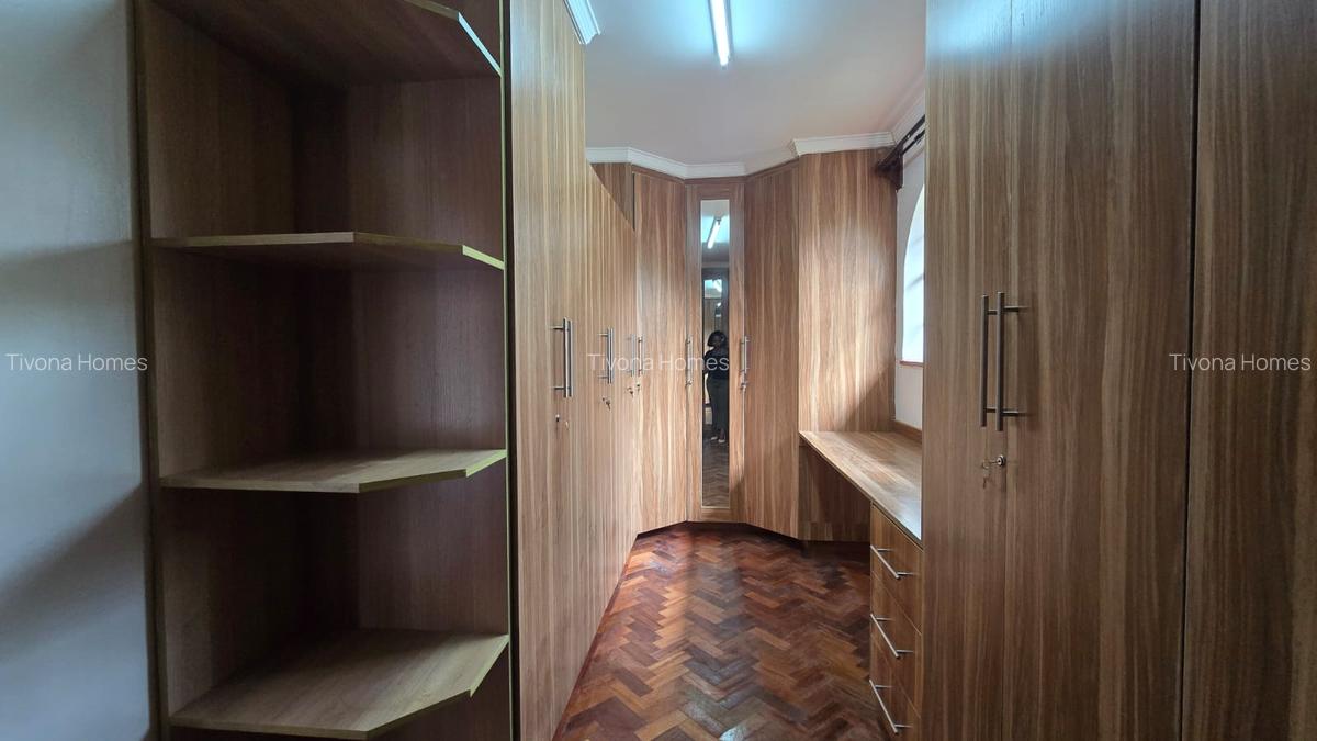 4 Bed Townhouse with En Suite in Kitisuru - 15