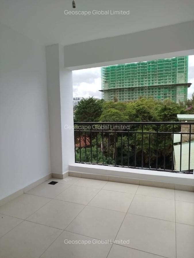 3 Bed Apartment with En Suite in Westlands Area - 5