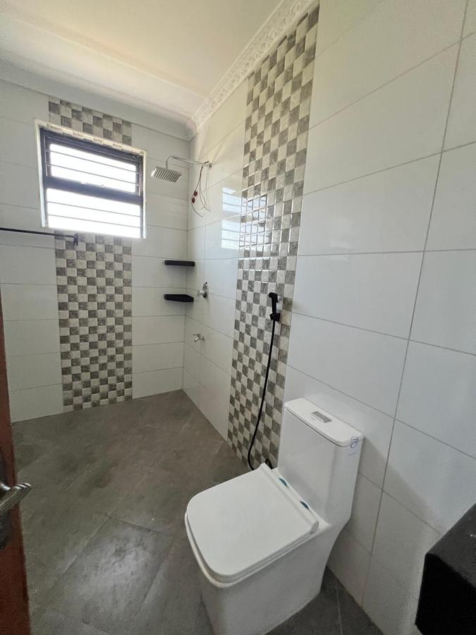 4 Bed House with En Suite in Ruiru - 11