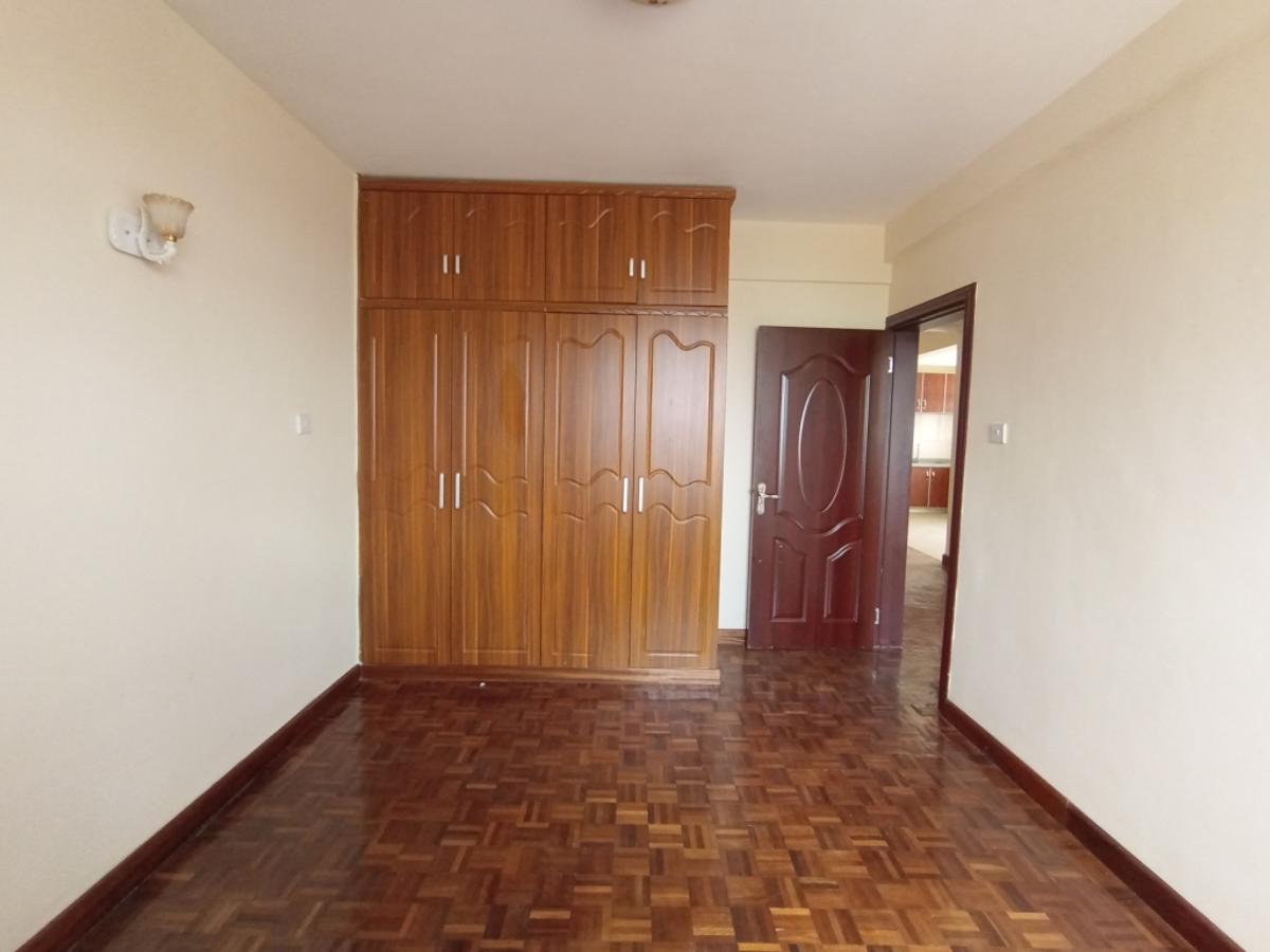 3 Bed Apartment with En Suite at Kilimani Estate Nairobi - 7