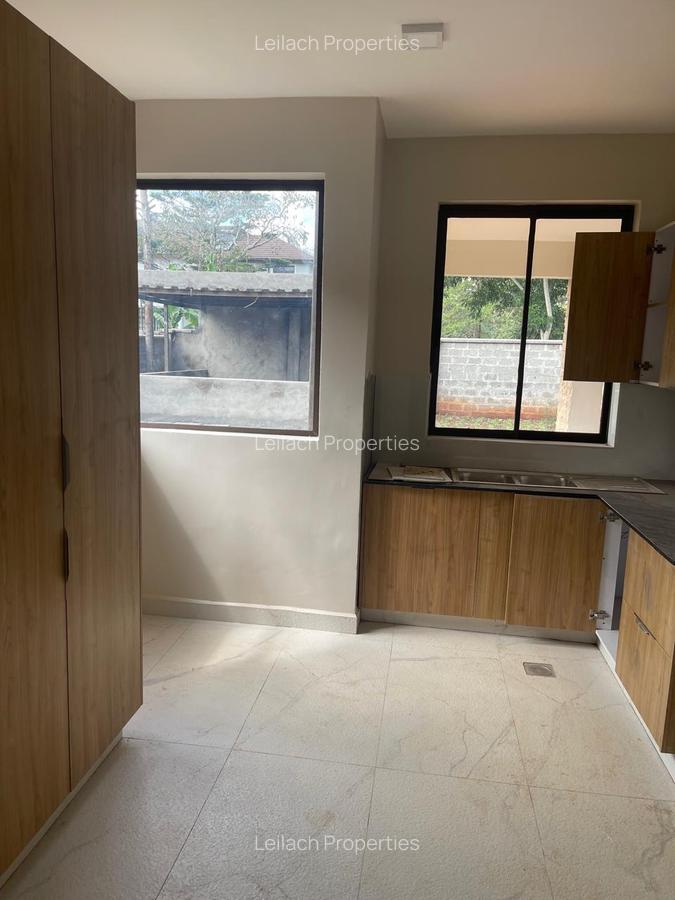 7 Bed House with En Suite in Karen - 6