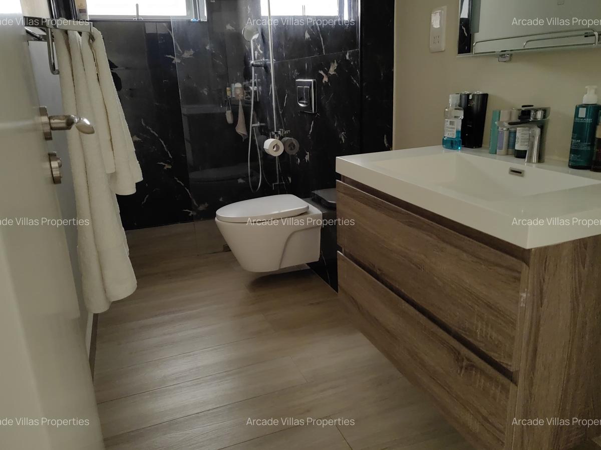 2 Bed Apartment at Riverside - 14