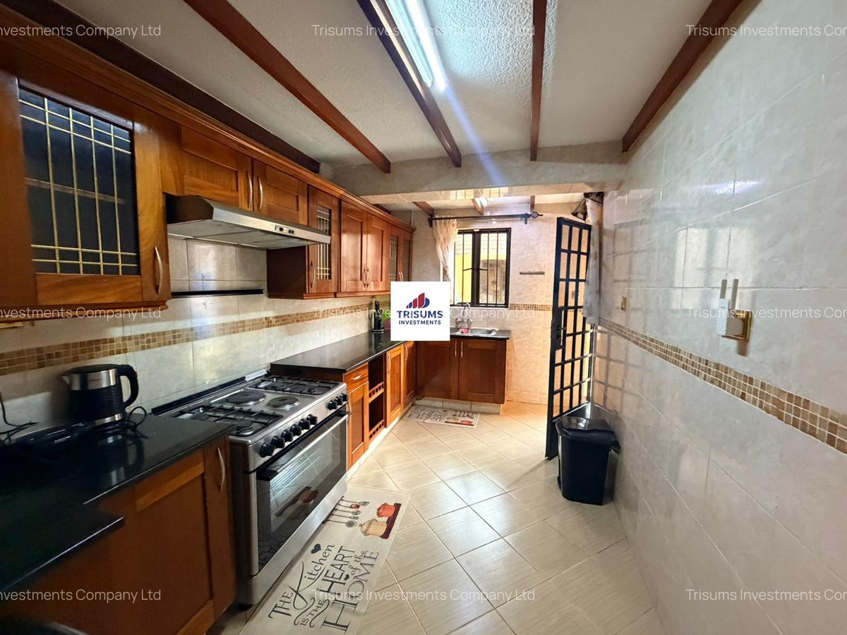 4 Bed House with En Suite in Runda - 7