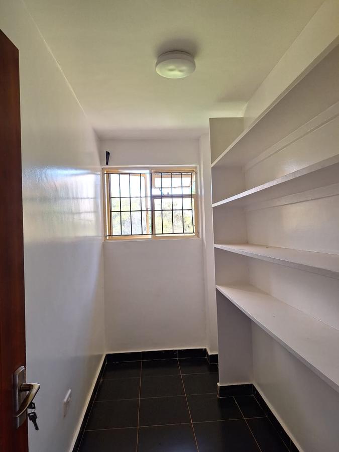 4 Bed Townhouse with En Suite in Runda - 18