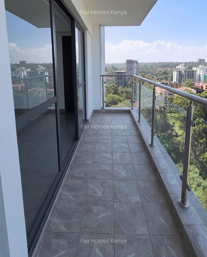 2 Bed Apartment with En Suite at Riverside Drive - 5