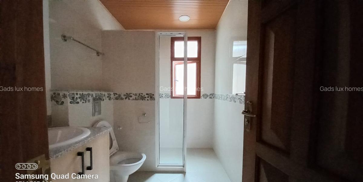 5 Bed Villa with En Suite at Shanzu - 8