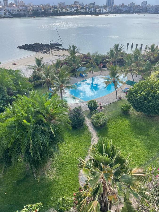 Serviced 3 Bed Apartment with En Suite in Nyali Area - 12