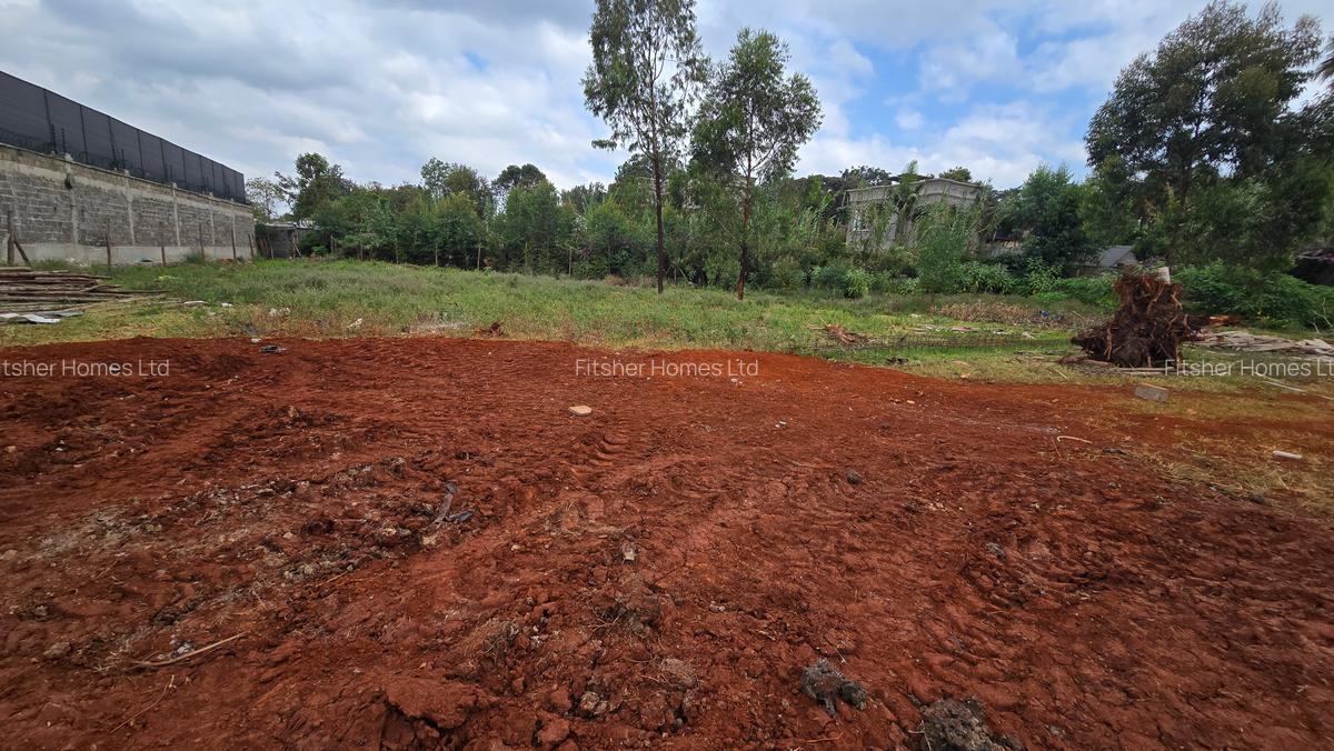 Residential Land in Garden Estate - 7