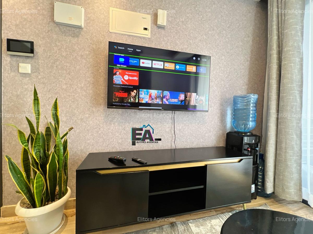 Serviced 1 Bed Apartment with En Suite at Westlands Road - 10