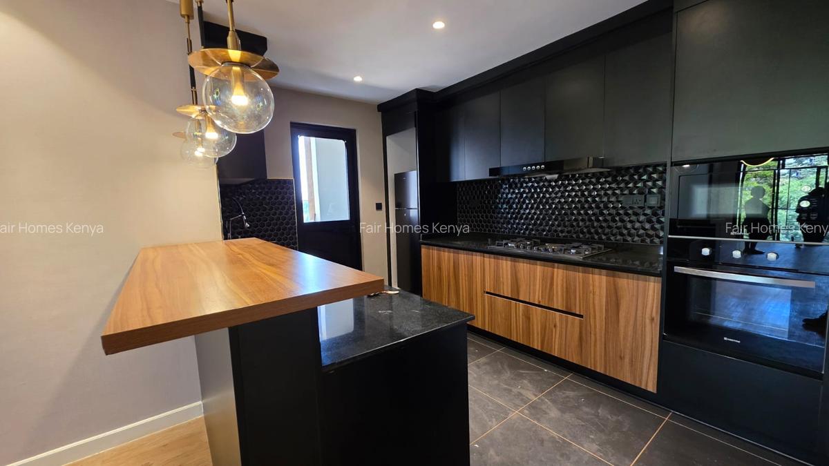 3 Bed Apartment with En Suite at Brookside Drive - 1