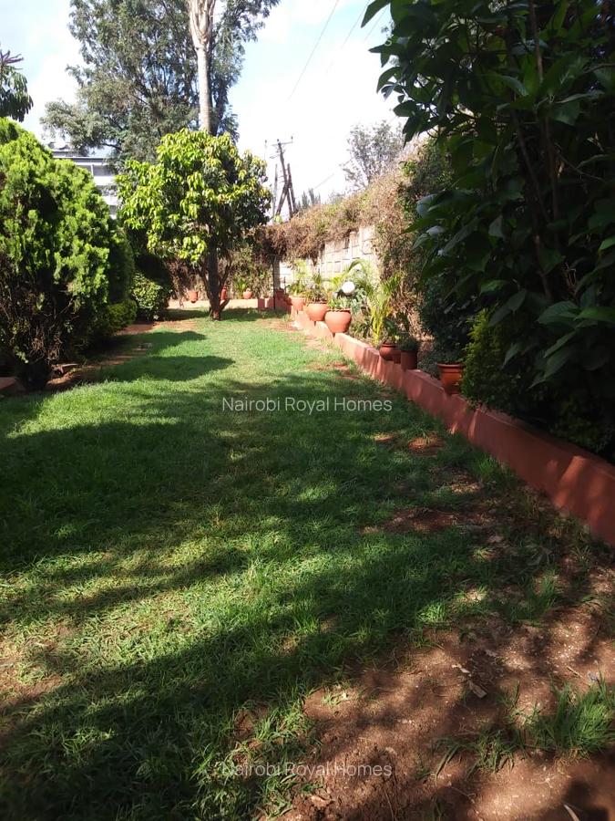 5 Bed Townhouse with En Suite at Muringa Road - 3