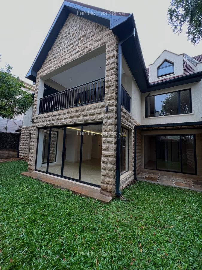 4 Bed Townhouse with En Suite at Convent Drive - 4