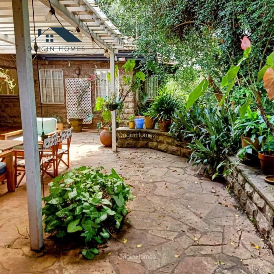 3 Bed House with En Suite at Kyuna - 2