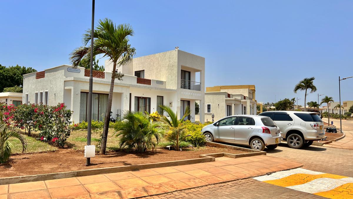 4 Bed Townhouse with En Suite at Vipingo Ridge - 2