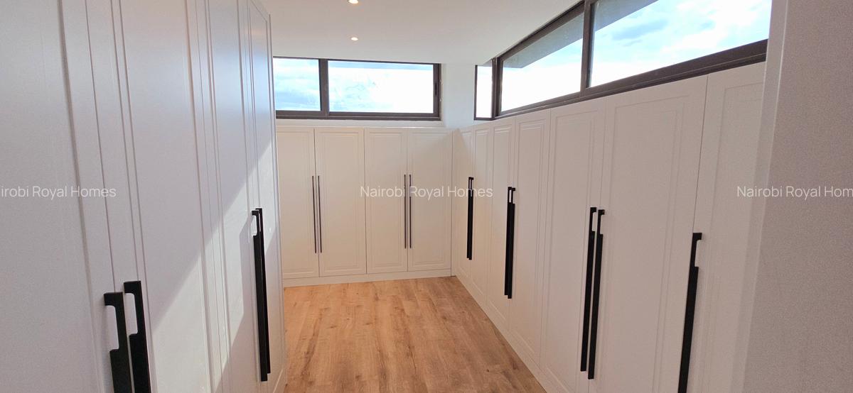 5 Bed Townhouse with En Suite at Garden Villa - 3