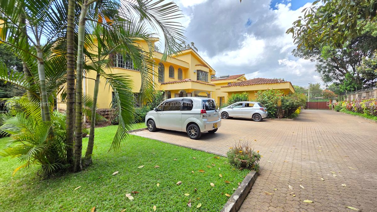 4 Bed Townhouse with En Suite at Mzima Springs. - 2