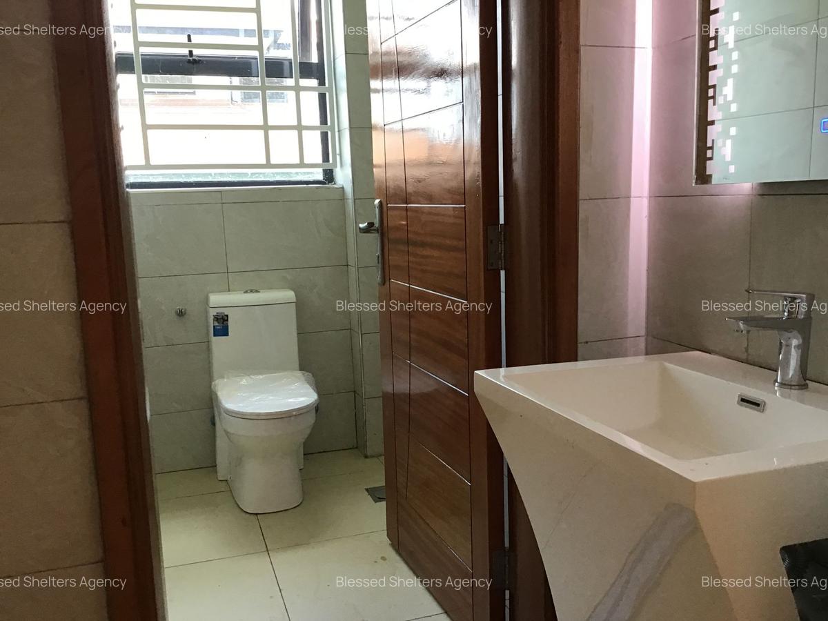 4 Bed Villa with En Suite in Runda - 13