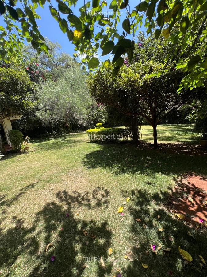 5 Bed House in Kyuna - 16