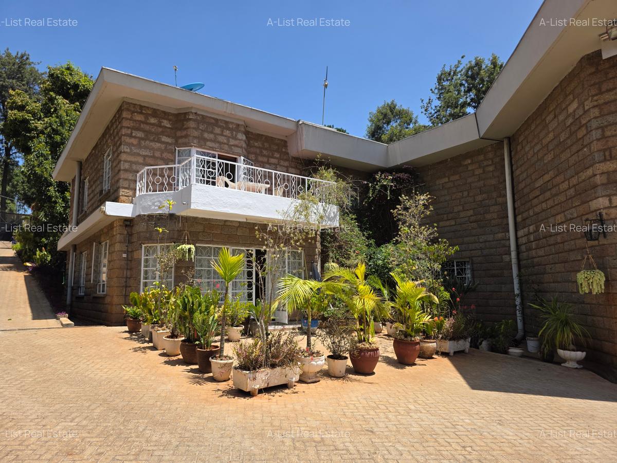 2 Bed Townhouse with En Suite at Twiga Road - 1