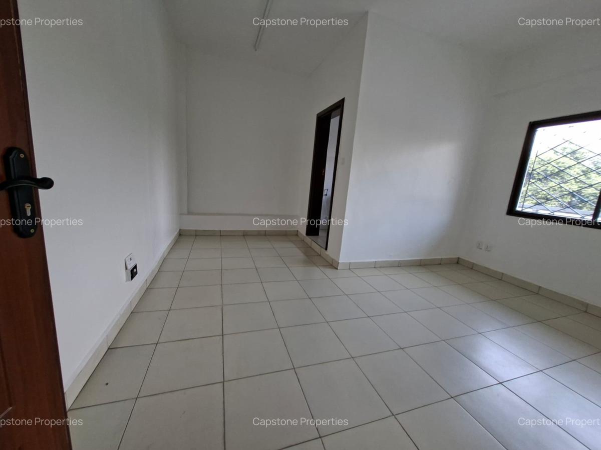 Commercial Property with Service Charge Included in Pangani - 8