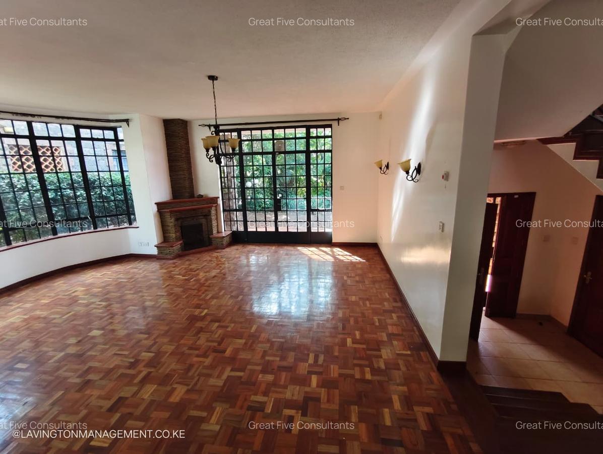 5 Bed Villa with En Suite in Lavington - 15