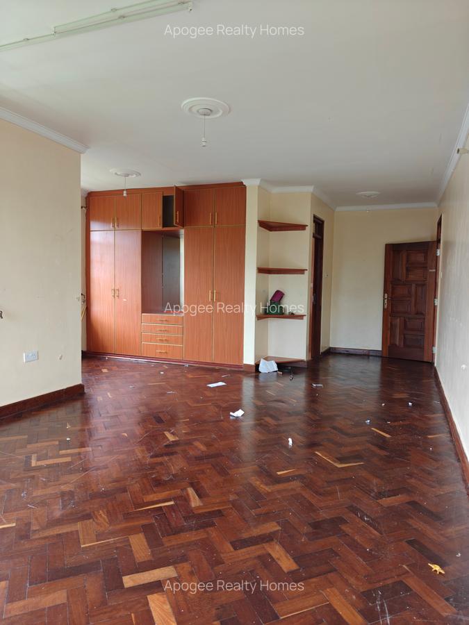 5 Bed House with En Suite at Muthaiga - 8