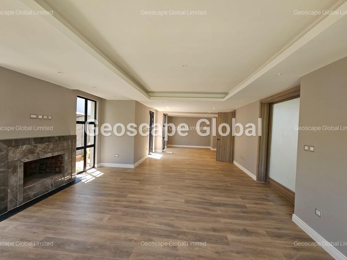 5 Bed Townhouse with En Suite in Runda - 6