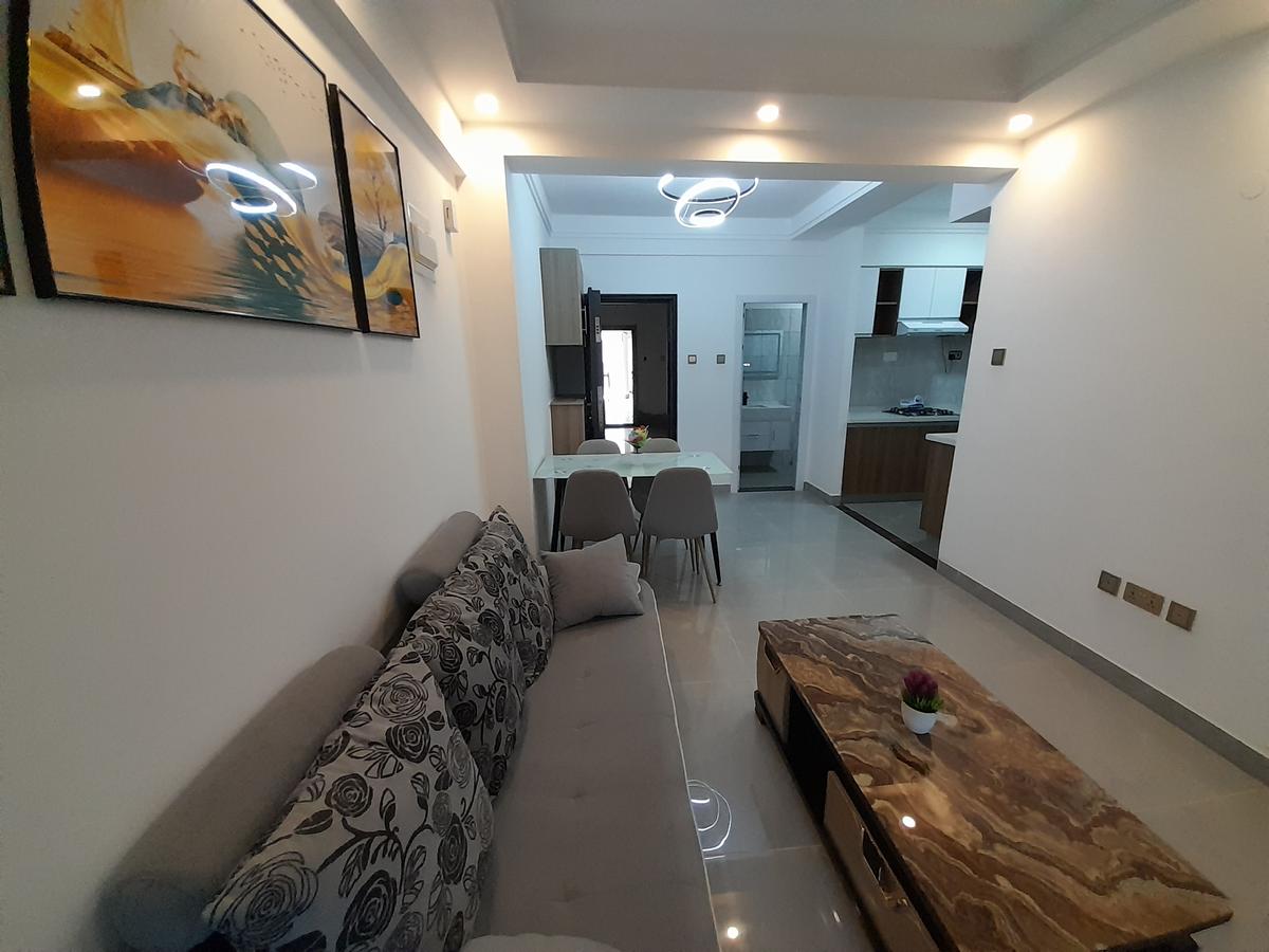 2 Bed Apartment with En Suite at Ole Dume Road - 6