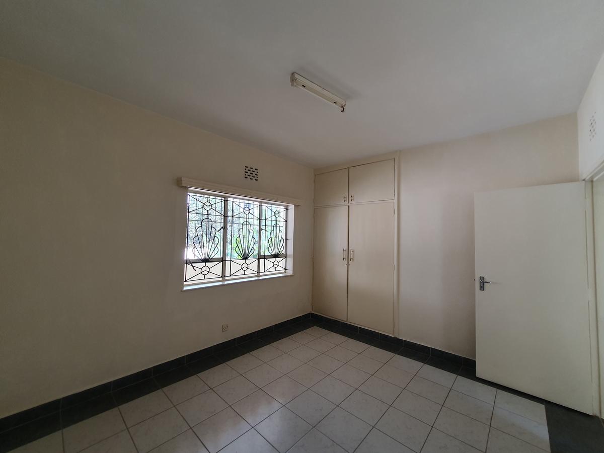 4 Bed Apartment with En Suite at Wambugu Rd - 18