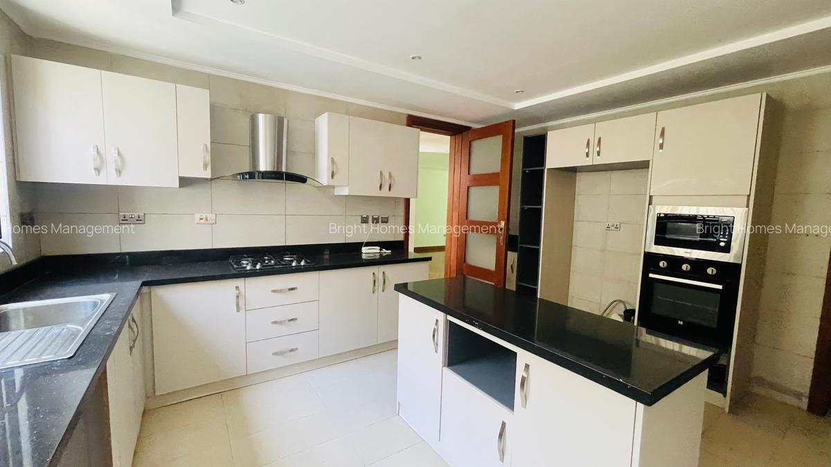 5 Bed Townhouse in Lavington - 16