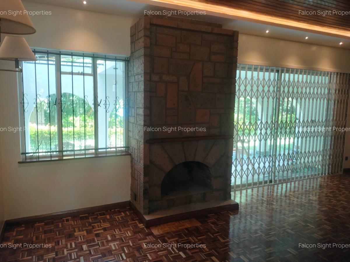 4 Bed Townhouse with Garden at Few Minutes Drive To Gigiri And Roslyn Academy - 20