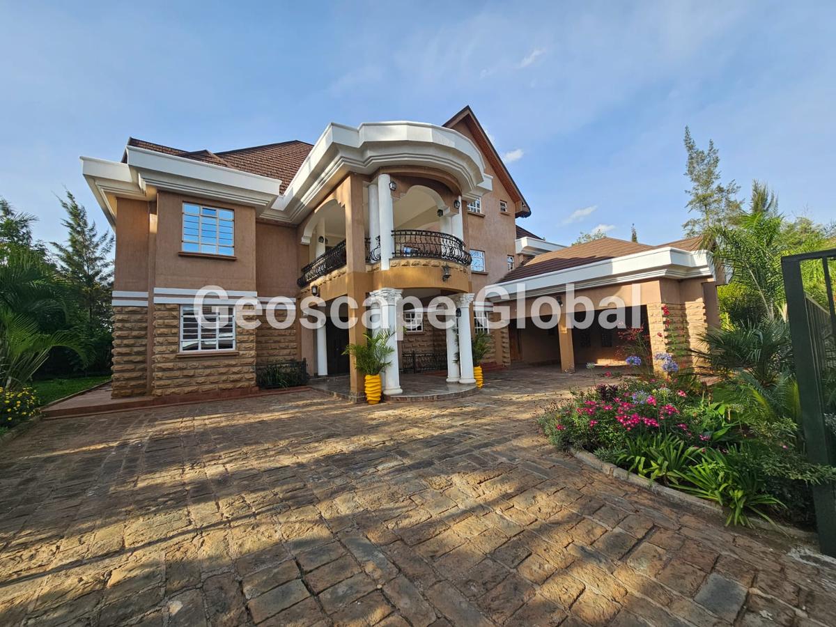 5 Bed House with En Suite in Runda - 6