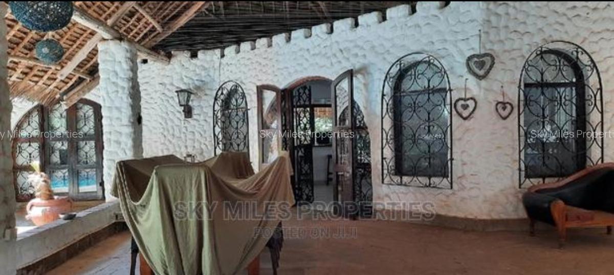 3 Bed Villa with En Suite at La-Marina Mtwapa - 13