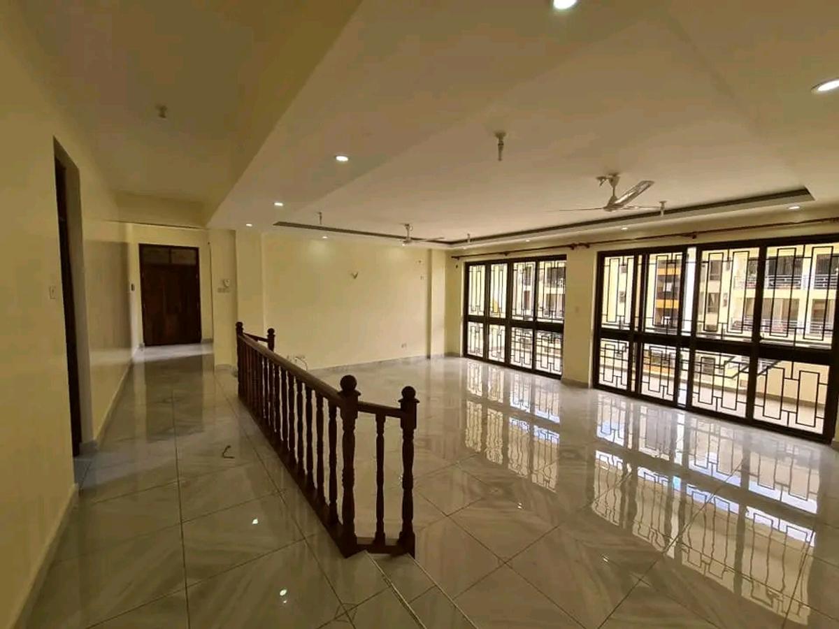 3 Bed Apartment with En Suite at Kasuku Road - 5