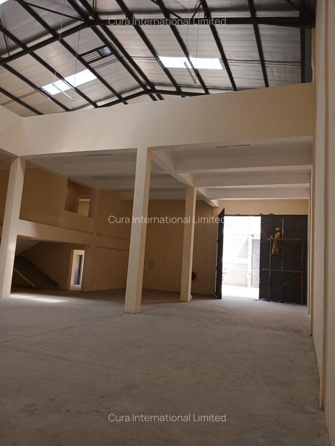7,271 ft² Warehouse in Ruaraka - 2