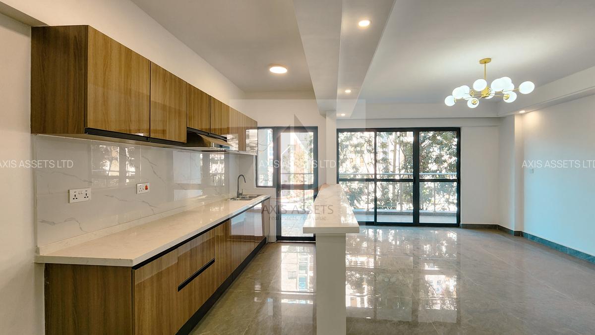 2 Bed Apartment with En Suite at Riverside Drive - 3