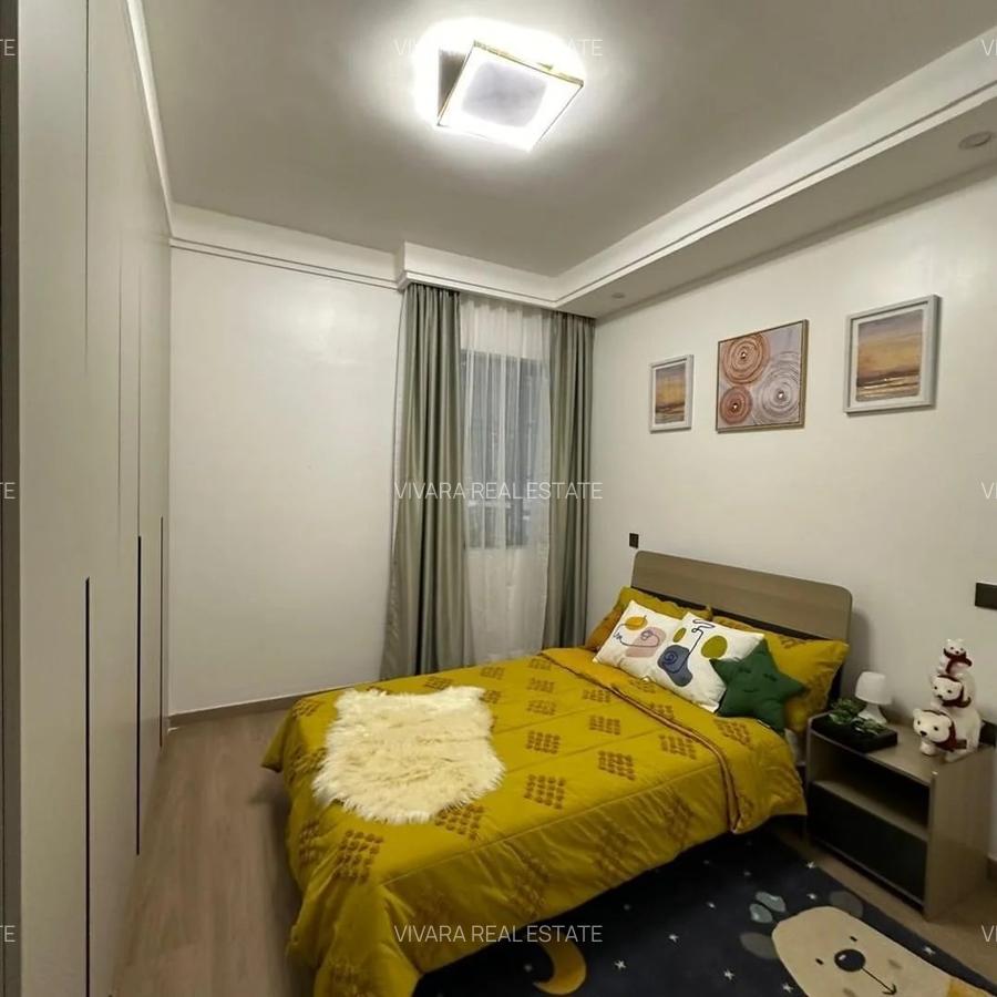 3 Bed Apartment with En Suite in Riverside - 10