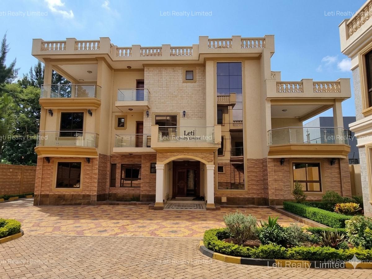 5 Bed Townhouse with En Suite in Lavington - 1