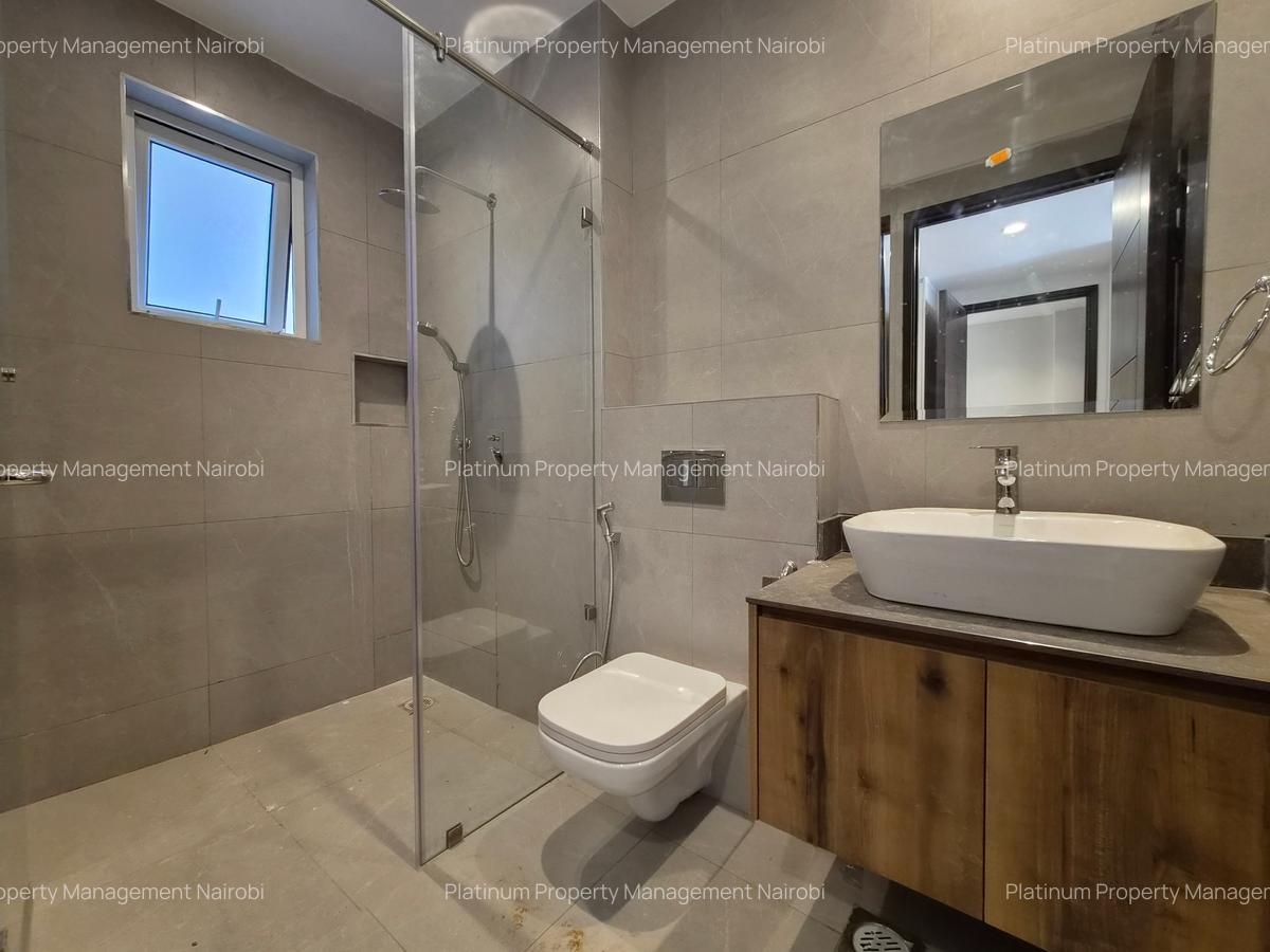 5 Bed Apartment with En Suite at General Mathenge Drive - 16
