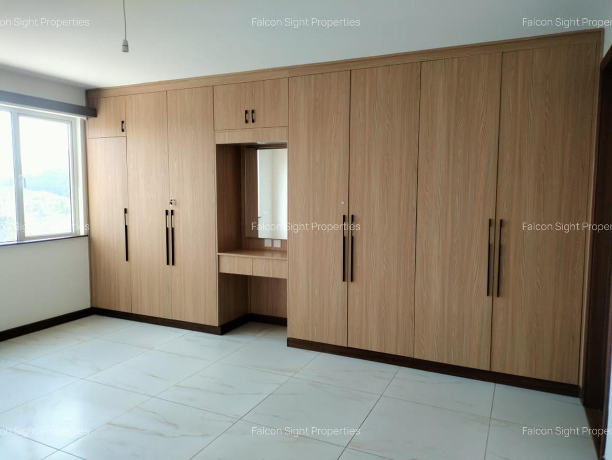 3 Bed Apartment with Gym at Few Minutes Drive To Gigiri - 15