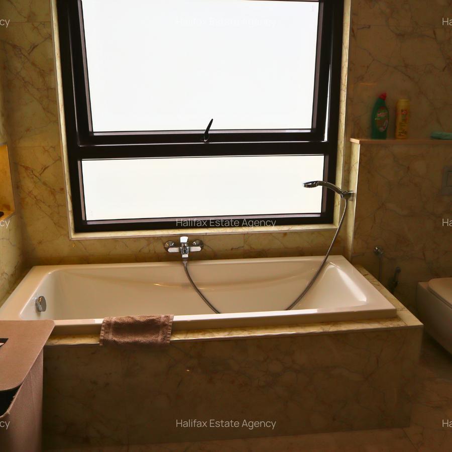 4 Bed Villa with En Suite in Kitisuru - 15