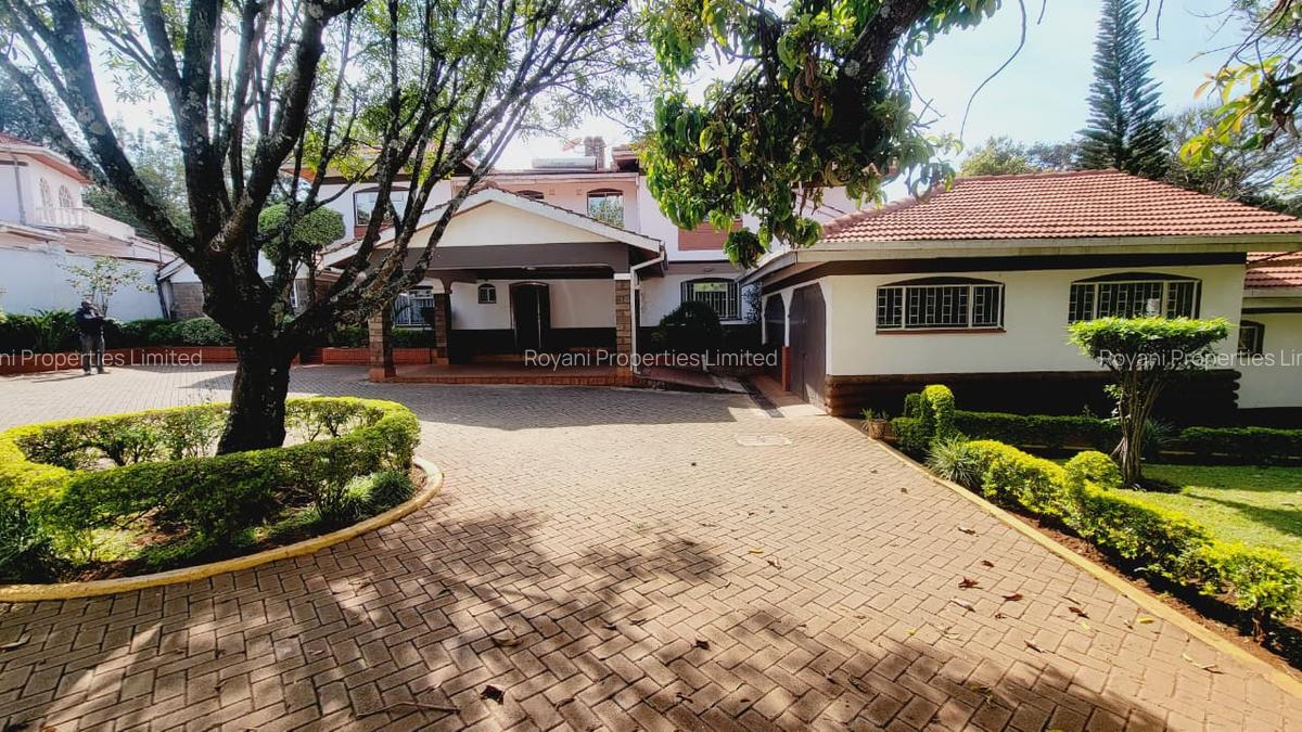 5 Bed House with En Suite in Rosslyn - 20