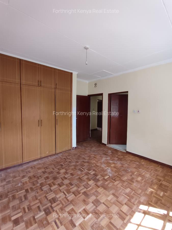 4 Bed House with En Suite at Langata Road - 16