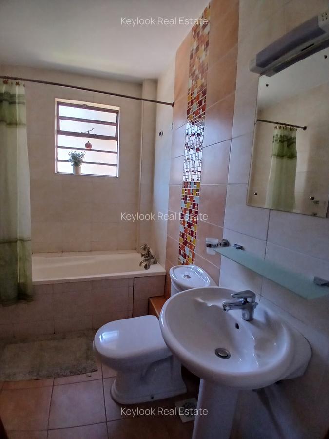 5 Bed Townhouse with En Suite at Lavington - 11