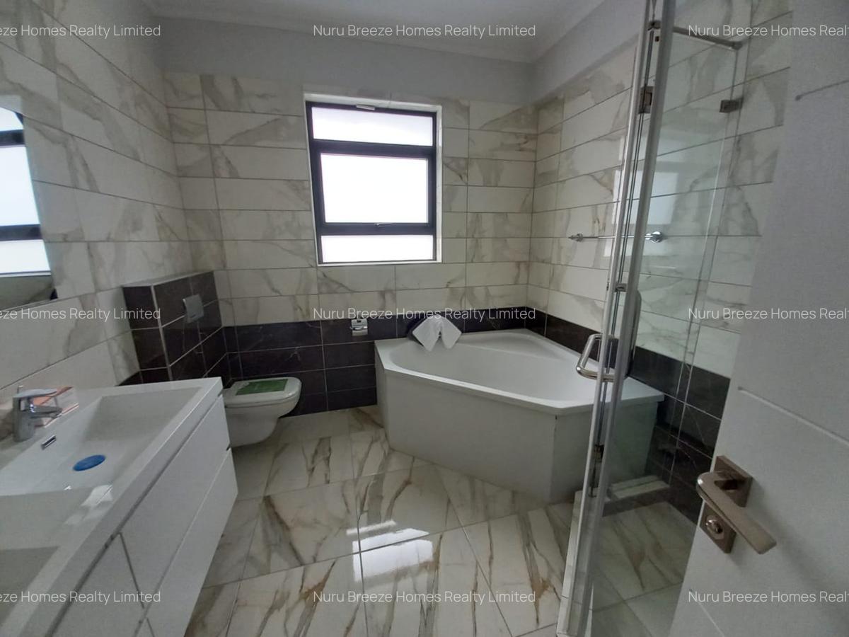 4 Bed Townhouse with En Suite in Runda - 18