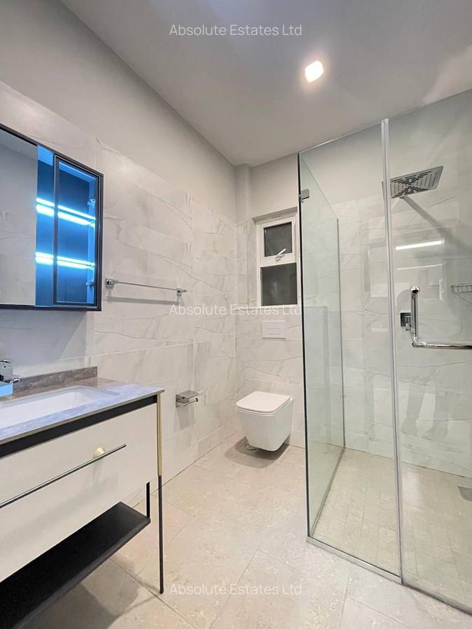 2 Bed Apartment with Gym in Riverside - 10